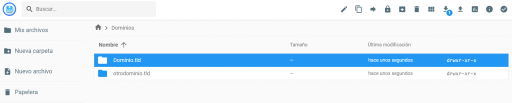 Selección de carpetas de dominios en el Administrador de archivos de Hostinger
