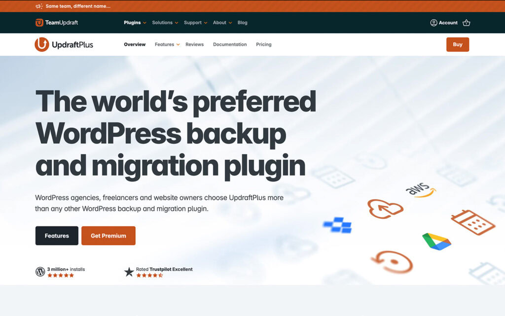 Página do plugin UpdraftPlus de backup e migração do WordPress exibindo avaliações de usuários e contagem de instalações