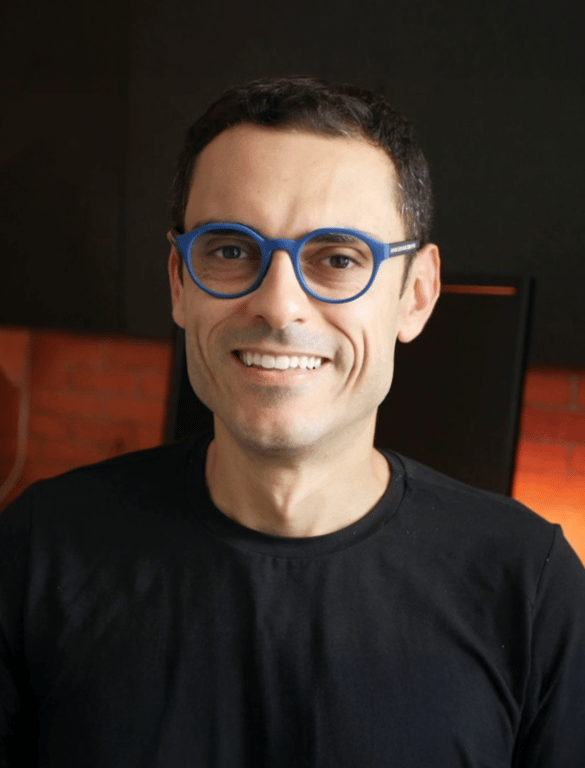 Leonardo Amoyr