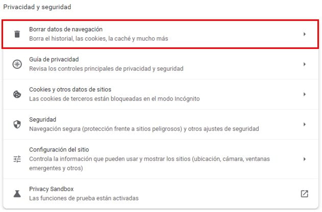 Visualización de la opción de borrar datos de navegación, dentro de Privacidad y seguridad