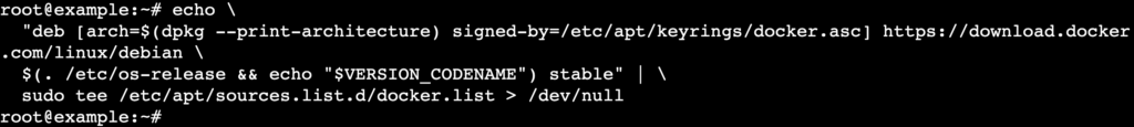 La salida de la terminal después de configurar el repositorio de Docker