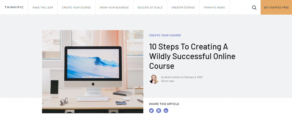 El artículo «Los 10 pasos para crear un curso en línea exitoso» en el sitio web de Thinkific