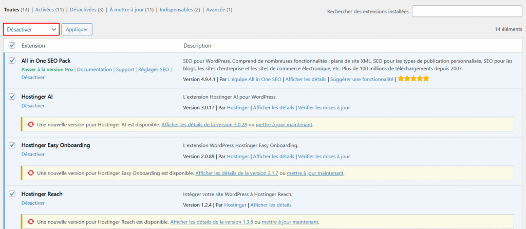 Page des plugins WordPress affichant une action groupée pour désactiver les plugins