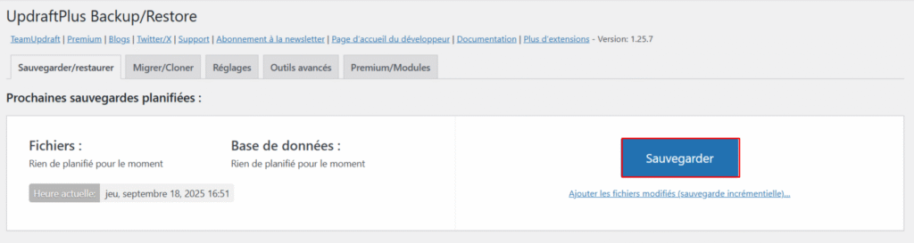 Le bouton Sauvegarder sous l'onglet Sauvegarder / Restaurer dans le tableau de bord du plugin UpdraftPlus