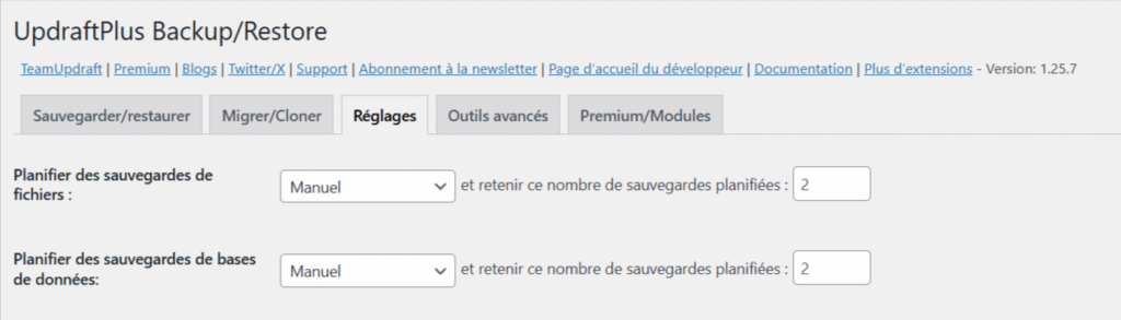L'onglet Réglages du tableau de bord du plugin UpdraftPlus.