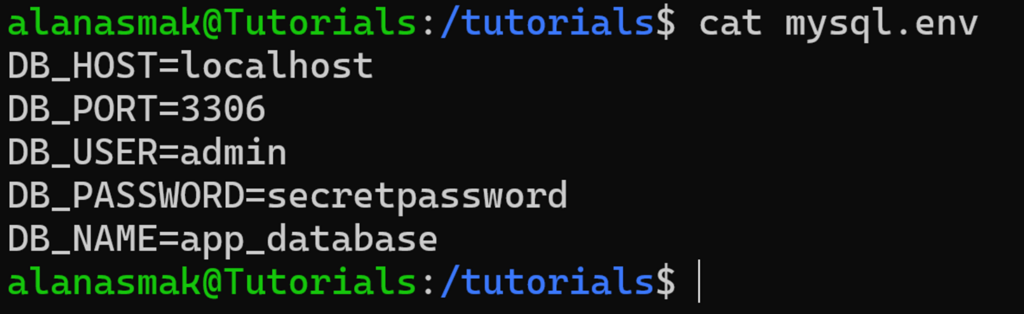 Exemple de fichier d’environnement basique qui stocke les valeurs d’une connexion à une base de données MySQL.