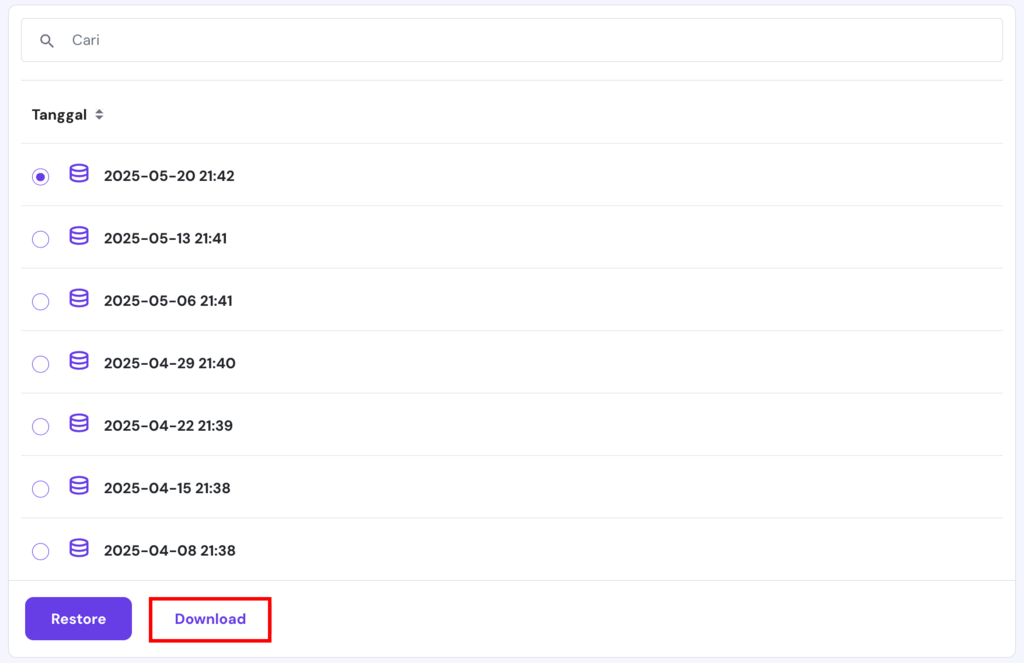 tampilan semua tanggal backup database di hpanel dengan tombol download yang dipilih