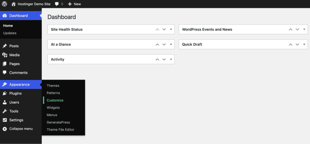 Vai all’opzione Personalizza sotto Aspetto nella bacheca di WordPress per accedere alle impostazioni di personalizzazione del tema.