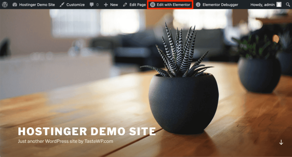 Vista della homepage di WordPress con accesso effettuato, che mostra il pulsante 'Modifica con Elementor' per accedere rapidamente alla personalizzazione della pagina.