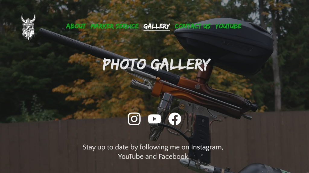 Page de la galerie de photos de Repair Paintball avec liens vers les réseaux sociaux attachés.