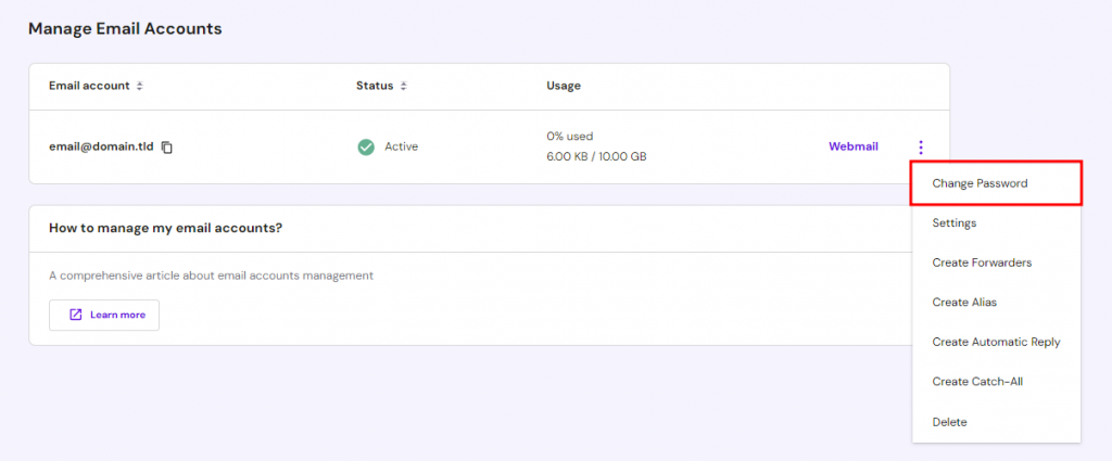 Zoek in E-mailaccounts je e-mailadres in de lijst E-mailaccounts beheren.