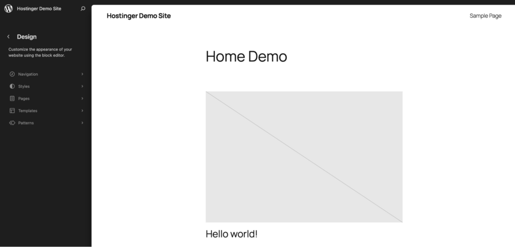 WordPress Site Editor displaying the homepage preview on the right and design options in the left panel